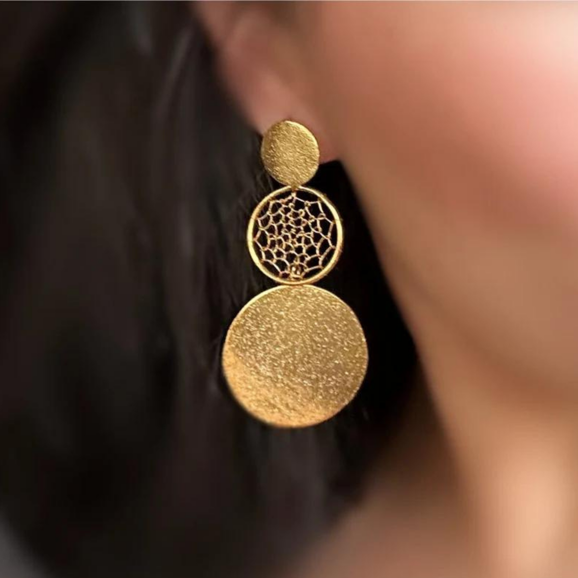 Oval shaped earrings, gold-plated and stylish - Saida Fashion 