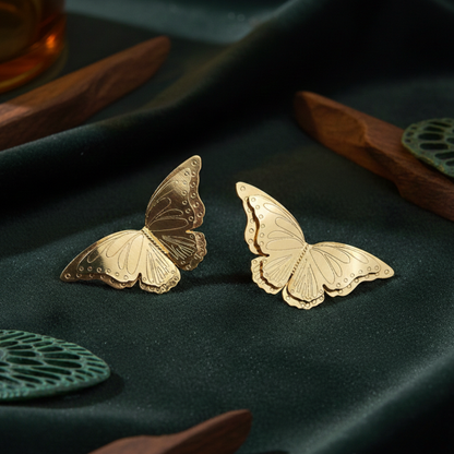 Pendientes de mariposa para un toque único