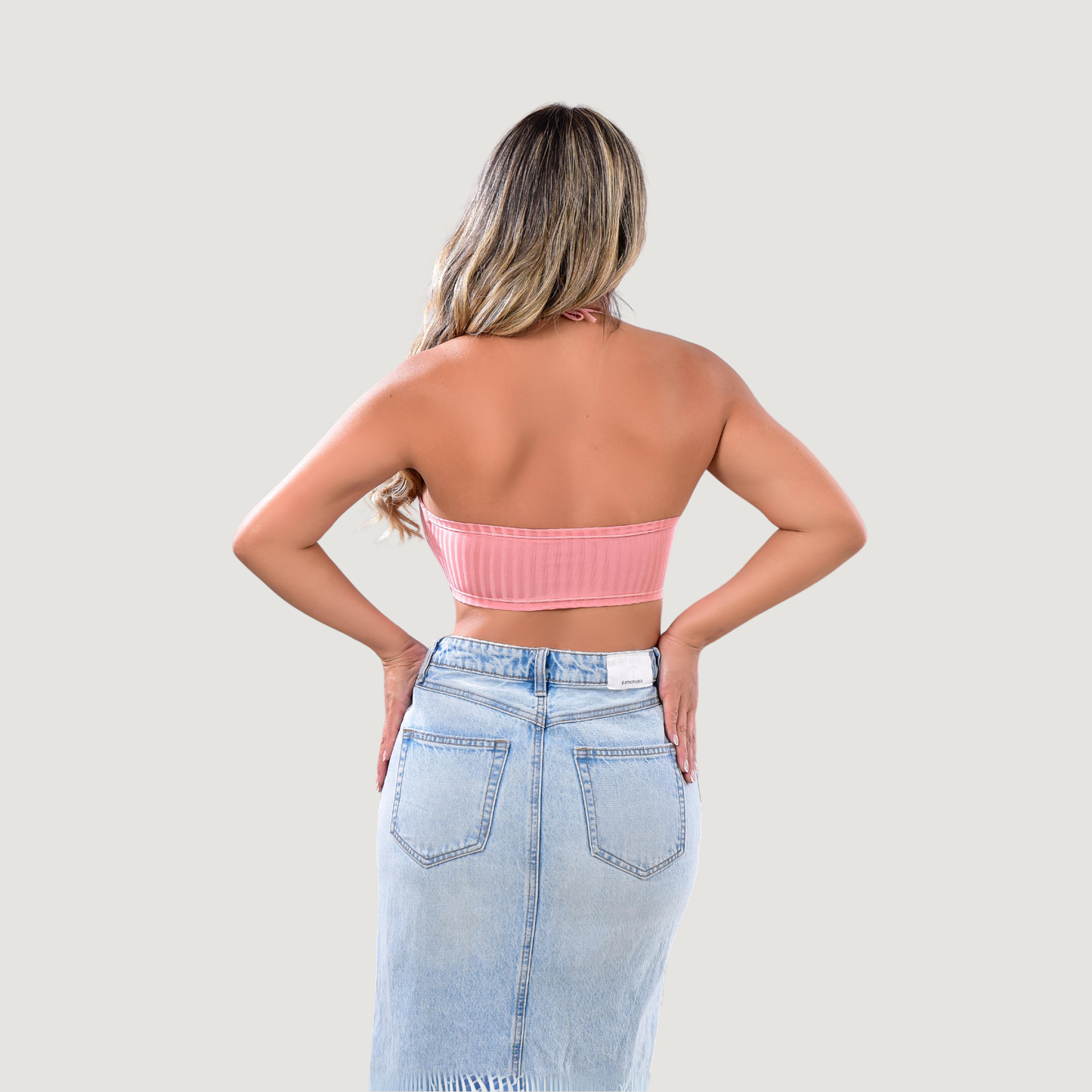 Camiseta sin mangas con lazos ajustables en el cuello