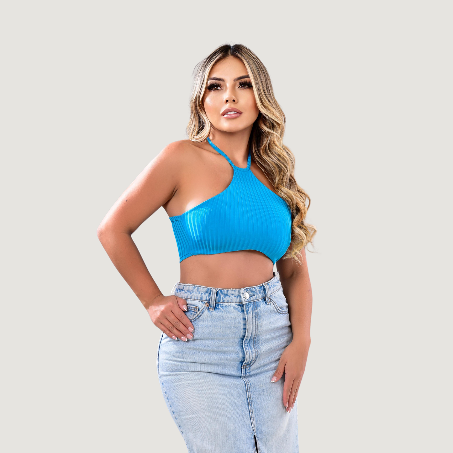 Camiseta sin mangas con lazos ajustables en el cuello