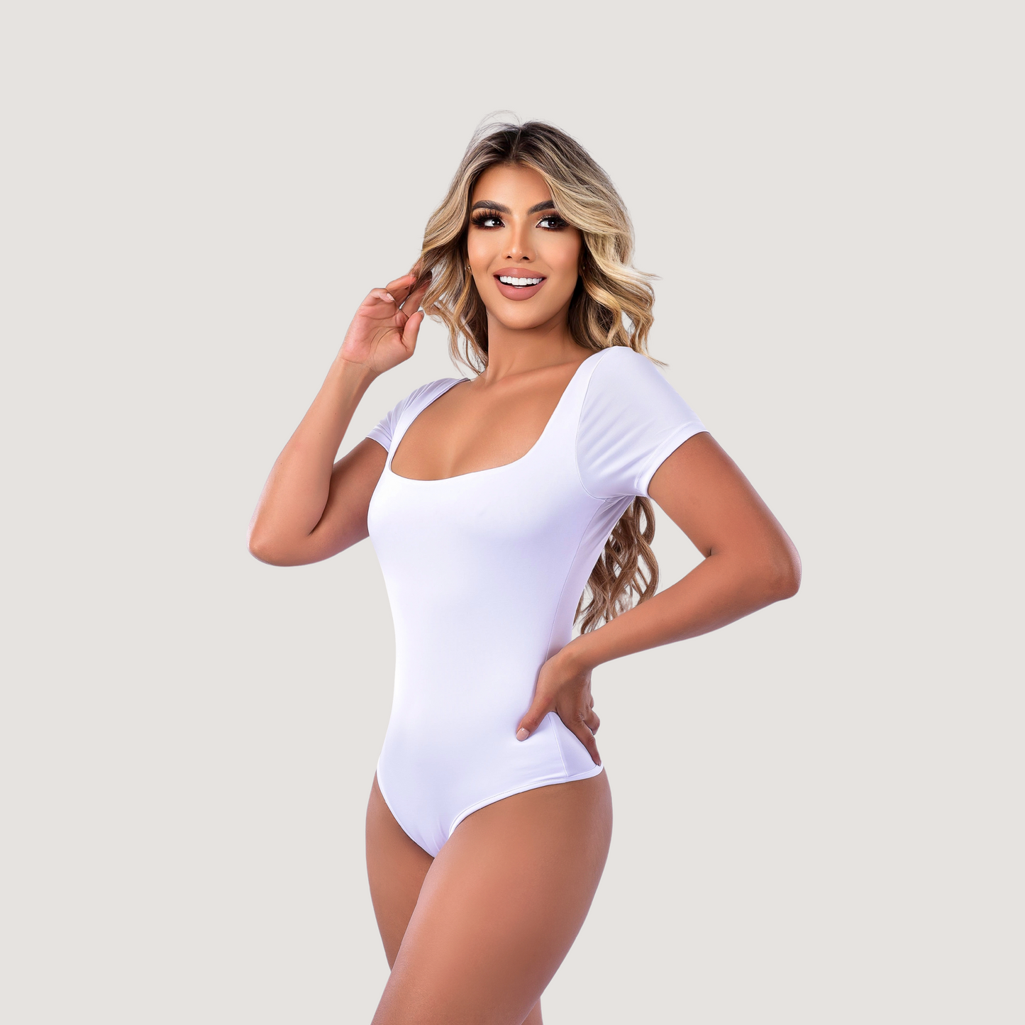 Basics Bodysuit For Work - Square Neck Fit - Saida Fashion 