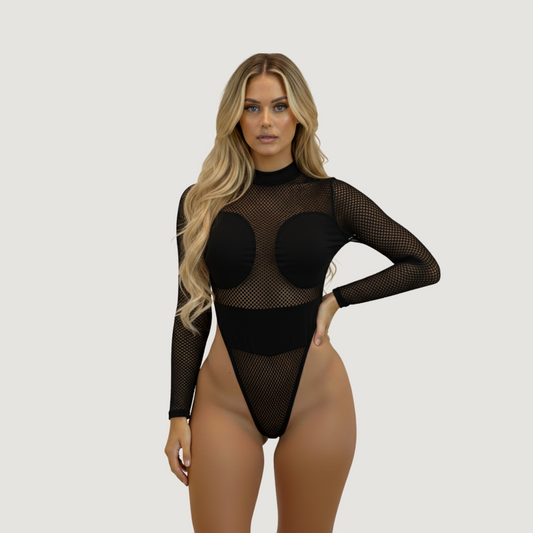 Lencería sexy, corte alto tipo tanga