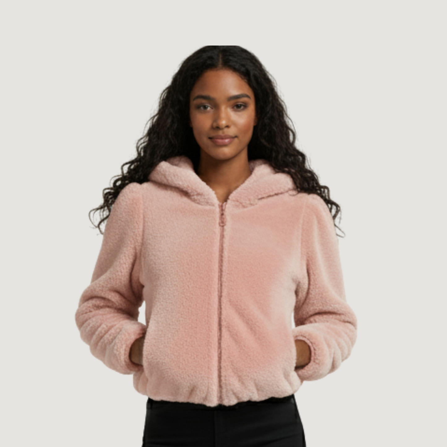 Chaqueta polar con capucha acogedora